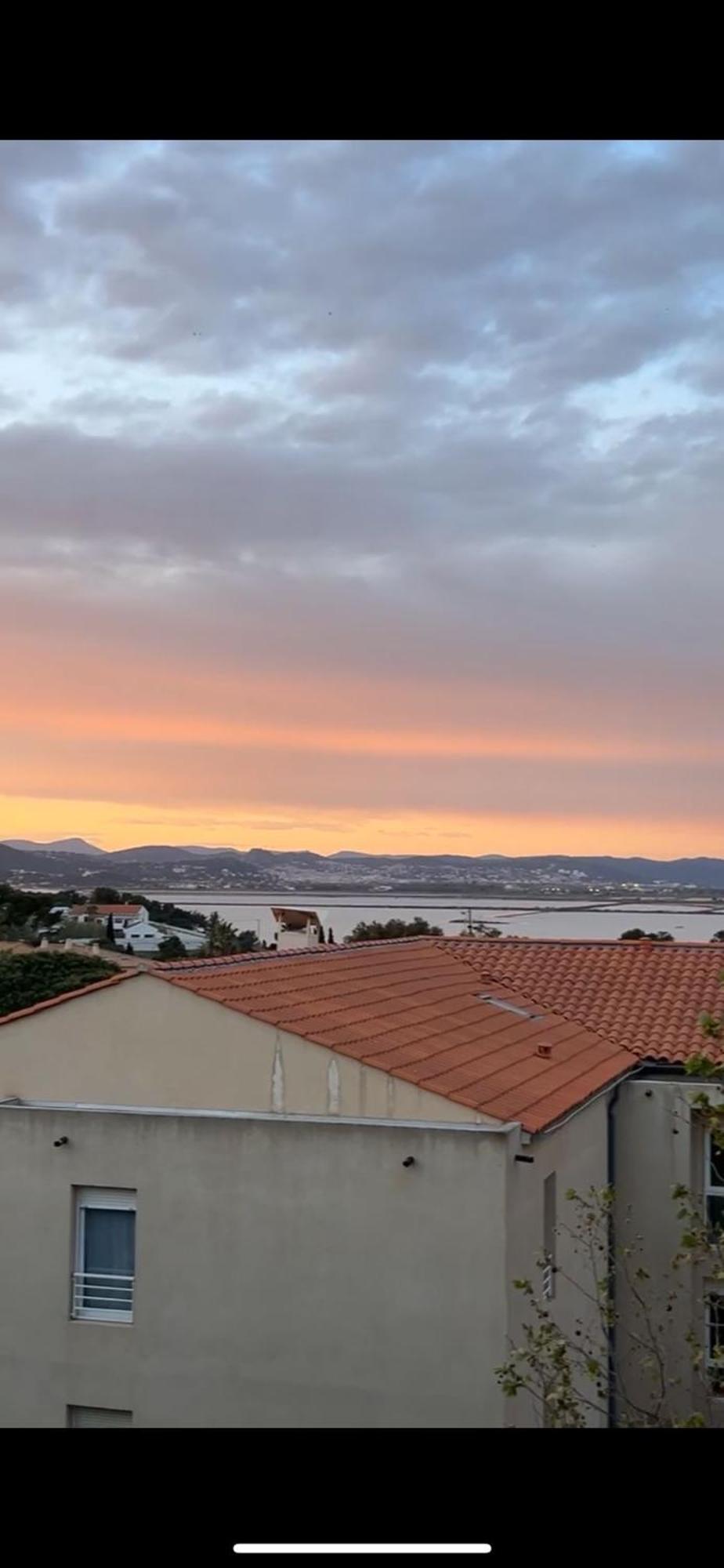 Ferienwohnung Superbe Duplex Refait A Neuf ! Hyères Exterior foto
